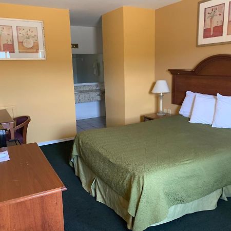 La Vista Inn Кловис Екстериор снимка