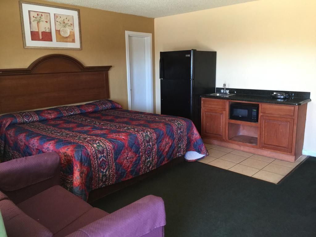 La Vista Inn Кловис Екстериор снимка