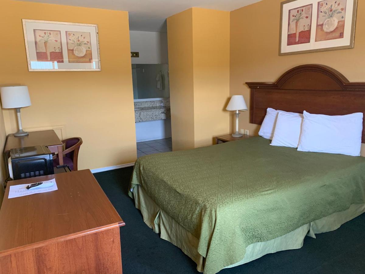 La Vista Inn Кловис Екстериор снимка